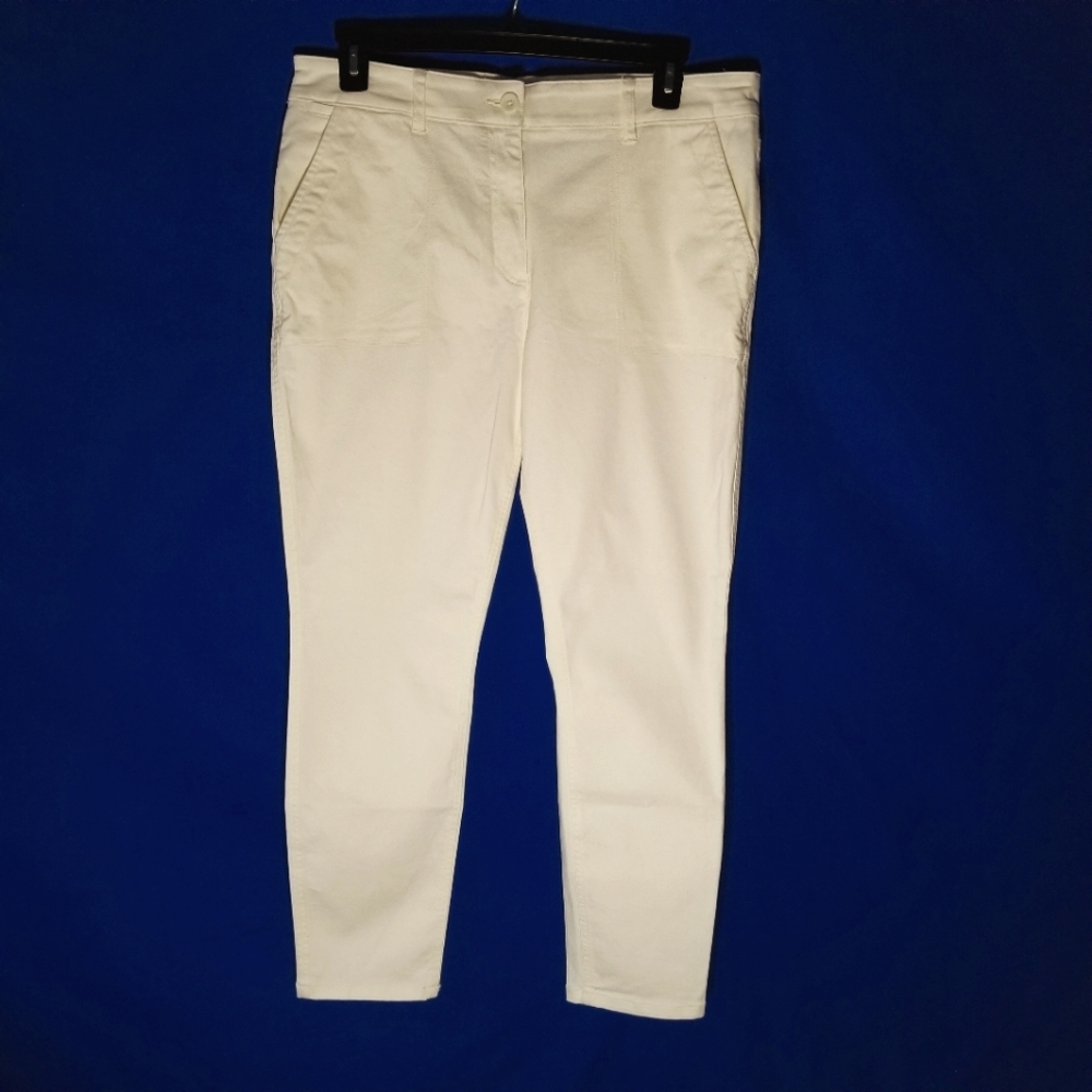 Ann Taylor Loft Skinny Straight Leg Pant Side Pockets  97% Cotton Fabric